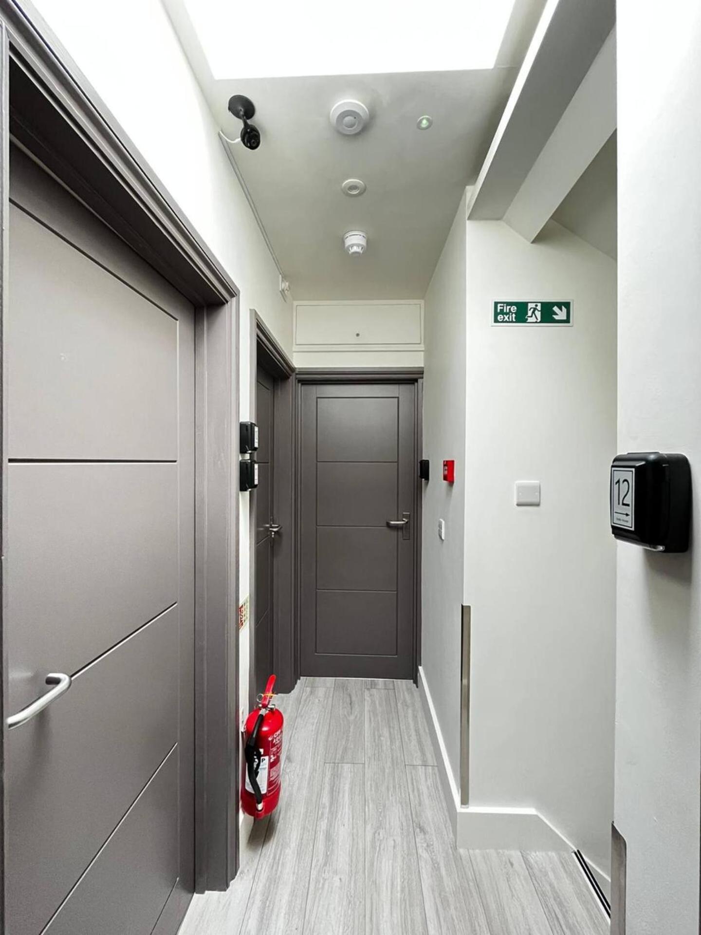 Apt 10 Beachside Beauty Lux Studio Steps From Beach Brighton Exterior photo
